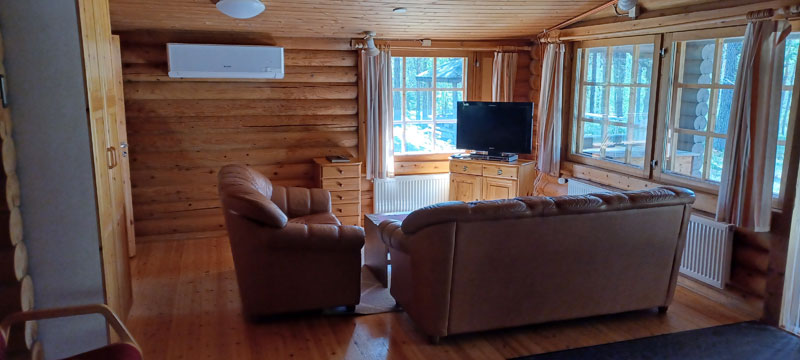 Tämän kuvan alt-attribuutti on tyhjä; Tiedoston nimi on Olohuone2.jpg